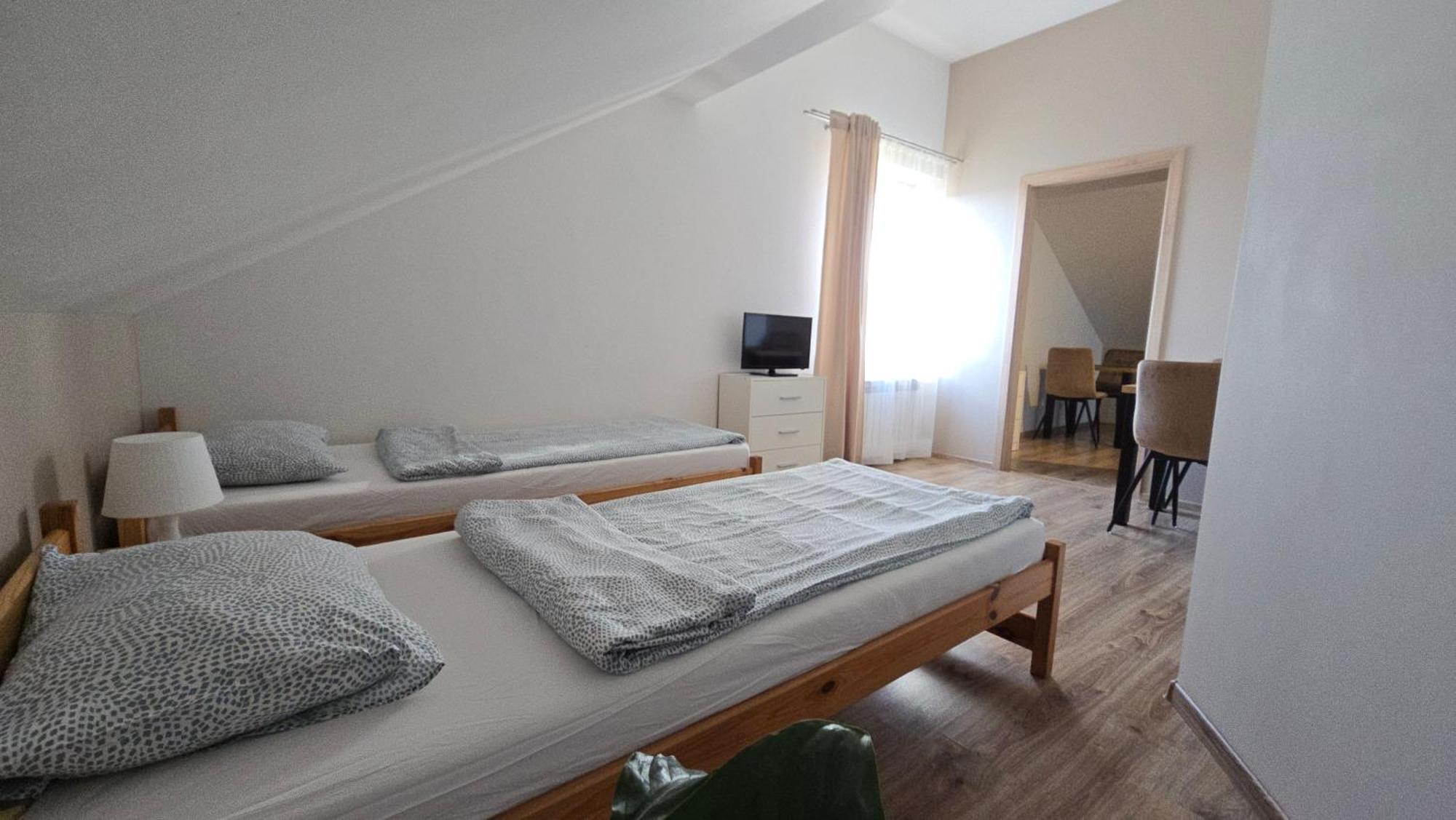 Vip Village Las Woda Rower - Podgrzewany Basen, Balia, Sauna Miedzierza Eksteriør billede